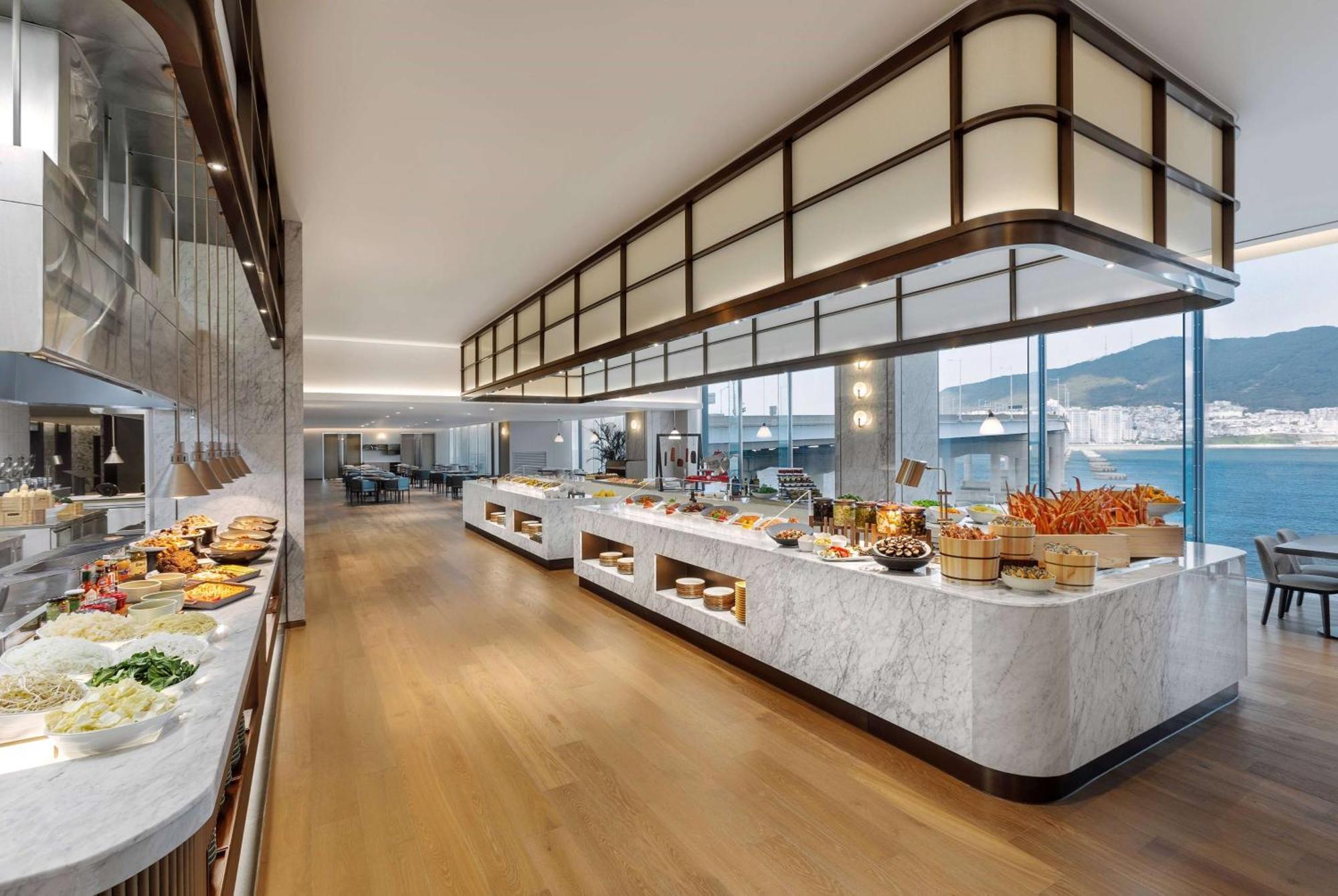 Wyndham Grand Пусан Экстерьер фото